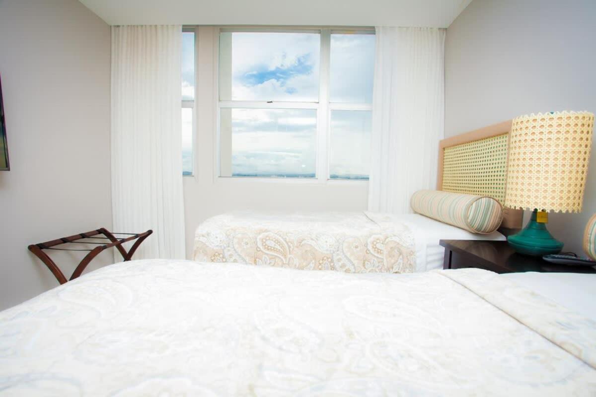 2Br Gem Ocean Front Building Isla Verde Beach سان خوان المظهر الخارجي الصورة