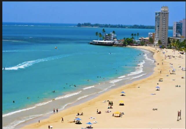 2Br Gem Ocean Front Building Isla Verde Beach سان خوان المظهر الخارجي الصورة