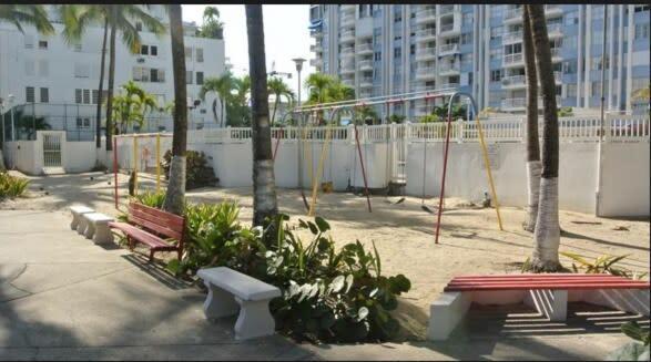 2Br Gem Ocean Front Building Isla Verde Beach سان خوان المظهر الخارجي الصورة